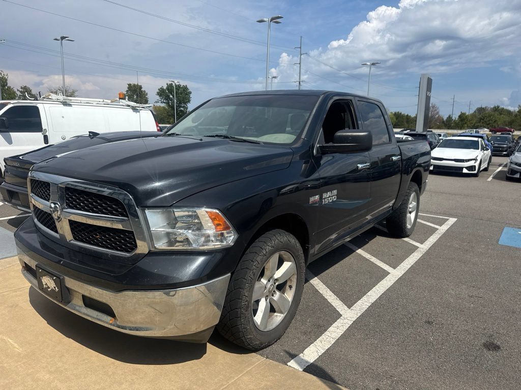 Used 2017 RAM 1500 Classic SLT AWD/4WD image 3