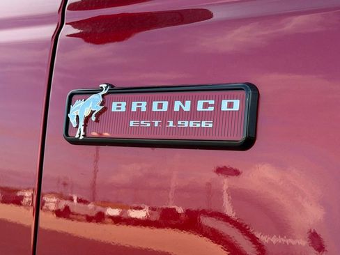 New 2026 Ford Bronco Outer Banks w/ Sasquatch Package AWD/4WD image 10