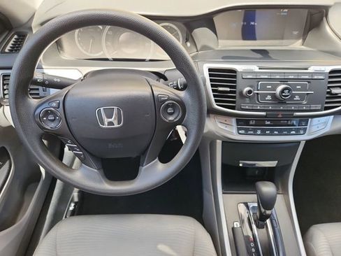 Used 2015 Honda Accord LX image 11