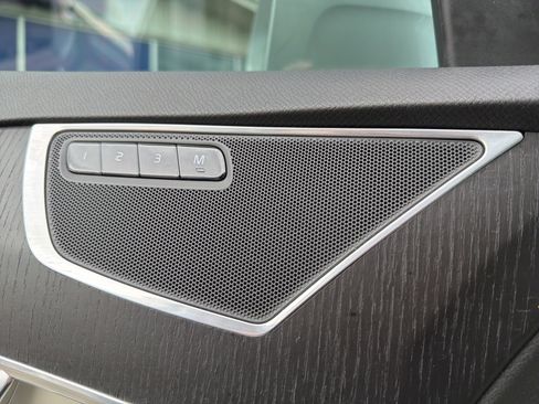 Used 2020 Volvo XC90 T5 Momentum w/ Protection Package Premier image 73