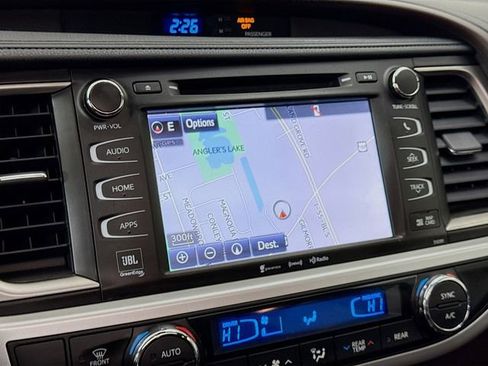 Used 2019 Toyota Highlander Limited image 13