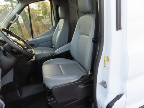 Used 2019 Ford Transit 250 148 Medium Roof image 11