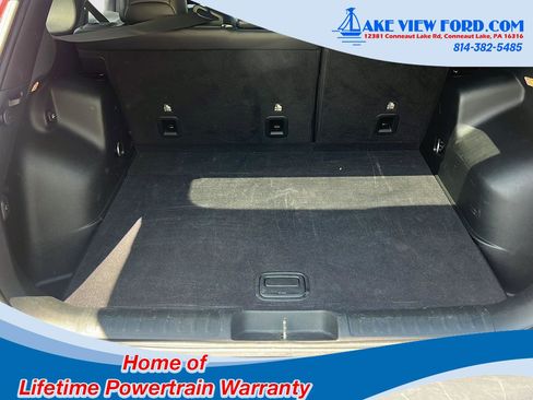 Used 2019 Jeep Cherokee Limited AWD/4WD image 10
