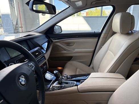 Used 2013 BMW 528i Sedan RWD image 17