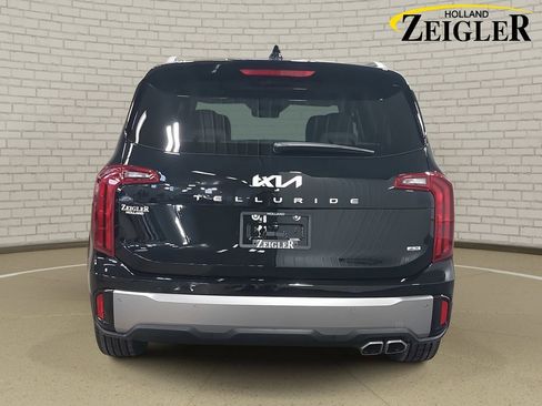 New 2025 Kia Telluride S image 6