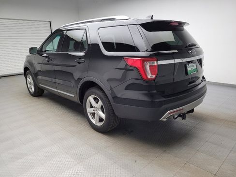 Used 2016 Ford Explorer XLT image 5