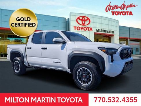 Certified 2024 Toyota Tacoma TRD Off-Road image 1