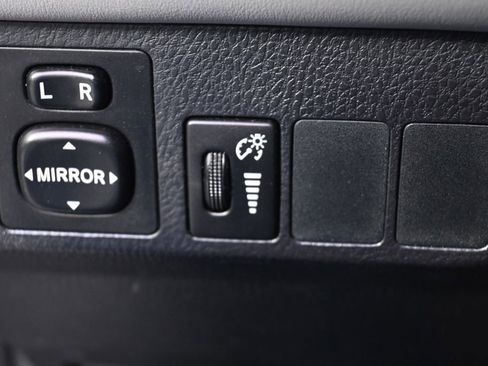 Used 2016 Toyota RAV4 XLE AWD/4WD image 24
