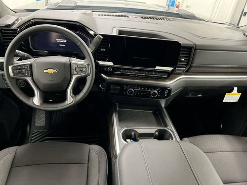 New 2026 Chevrolet Silverado 2500 LT w/ All Star Edition AWD/4WD image 10