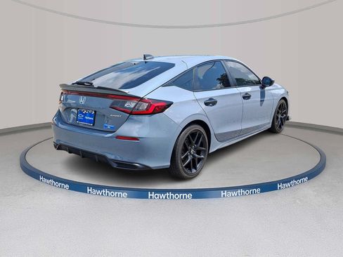 Used 2023 Honda Civic Sport image 6