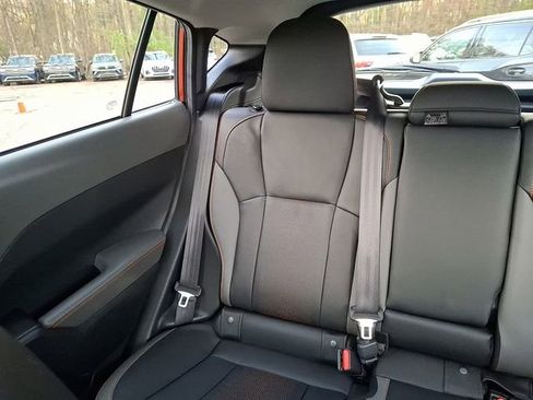 Used 2024 Subaru Crosstrek 2.5i Limited AWD/4WD image 18