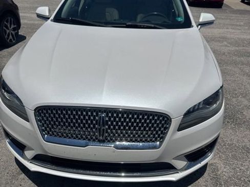Used 2017 Lincoln MKZ Reserve FWD image 2