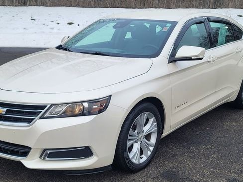 Used 2014 Chevrolet Impala LT w/ Convenience Package image 3
