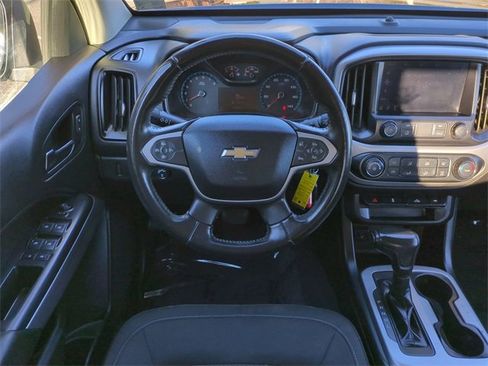 Used 2020 Chevrolet Colorado LT w/ LT Convenience Package image 15