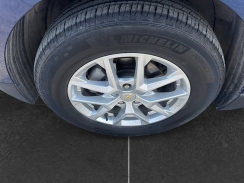 Used 2022 Chevrolet Equinox LS FWD image 9