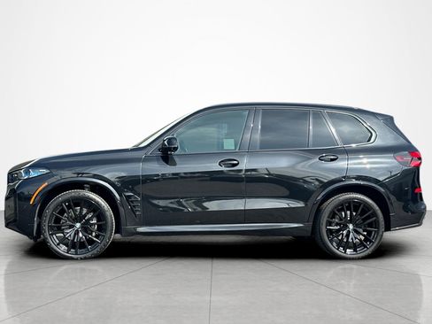 Used 2024 BMW X5 sDrive40i w/ M Sport Package RWD image 2