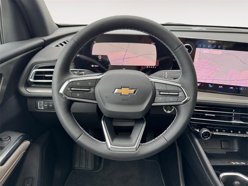 New 2026 Chevrolet Traverse LT w/ Sun and Wheel Package image 12