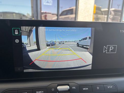 Used 2025 Kia K4 LX image 13