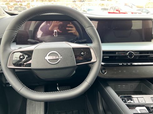 New 2025 Nissan Murano SL image 12