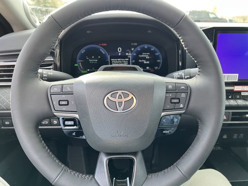 New 2026 Toyota Camry XLE image 19