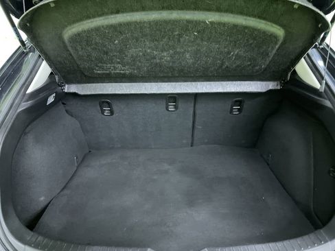 Used 2017 MAZDA MAZDA3 Grand Touring image 29