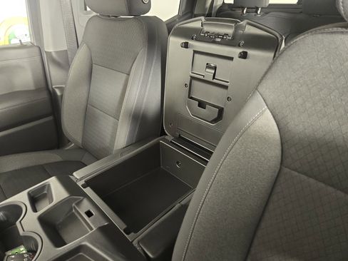 Certified 2022 Chevrolet Silverado 1500 LT w/ Z71 Off-Road Package image 28