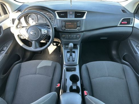 Used 2018 Nissan Sentra S image 15