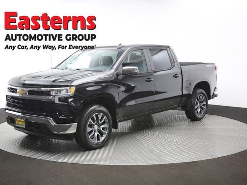 Used 2024 Chevrolet Silverado 1500 LT AWD/4WD image 57