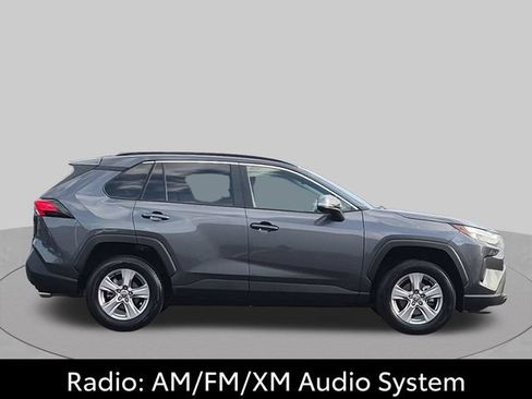 Used 2025 Toyota RAV4 XLE AWD/4WD image 4