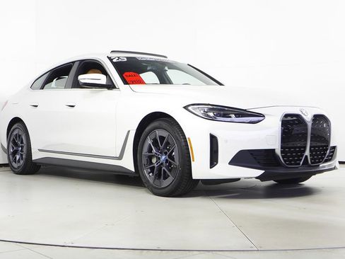 Certified 2023 BMW i4 eDrive35 w/ Premium Package RWD image 4