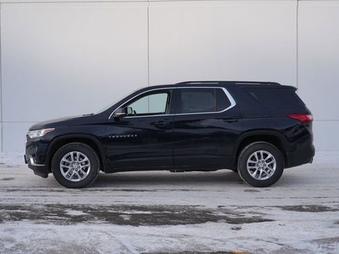 Used 2020 Chevrolet Traverse LT w/ Driver Confidence II Package image 6
