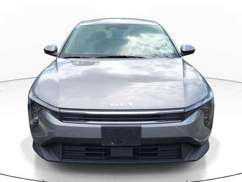 Used 2025 Kia K4 FWD image 2