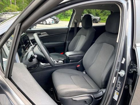 Used 2023 Kia Sportage LX AWD/4WD image 10
