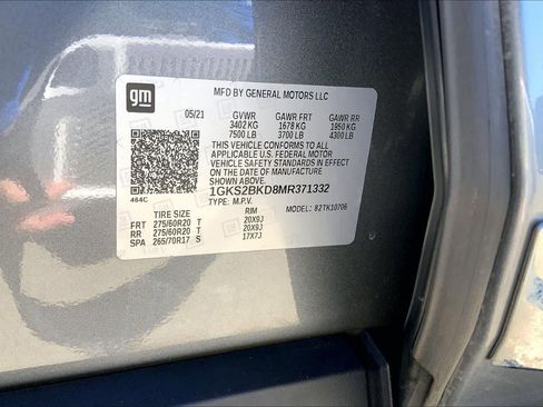 Used 2021 GMC Yukon SLT w/ Rear Media and Nav Package image 35