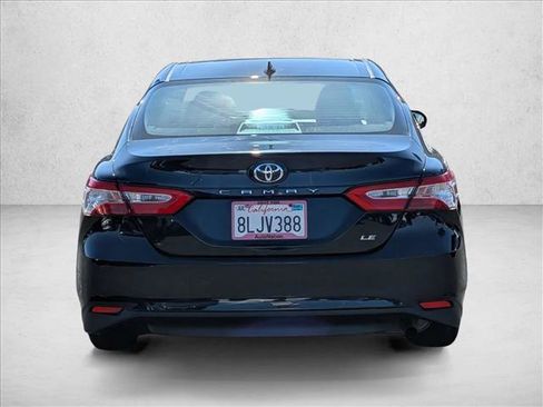 Used 2019 Toyota Camry LE FWD image 7