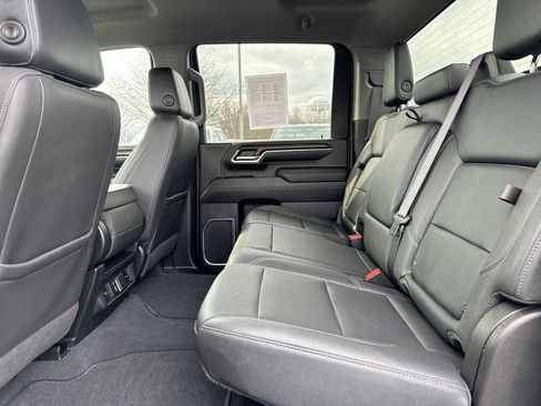 Used 2024 GMC Sierra 2500 SLT AWD/4WD image 22