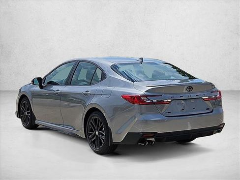 Used 2026 Toyota Camry SE w/ Convenience Package FWD image 8