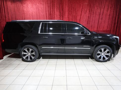 Used 2017 GMC Yukon XL Denali w/ Open Road Package image 8