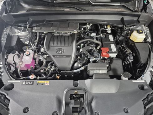 New 2026 Toyota Grand Highlander FWD image 8