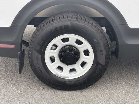 New 2025 Chevrolet Brightdrop 400 image 70