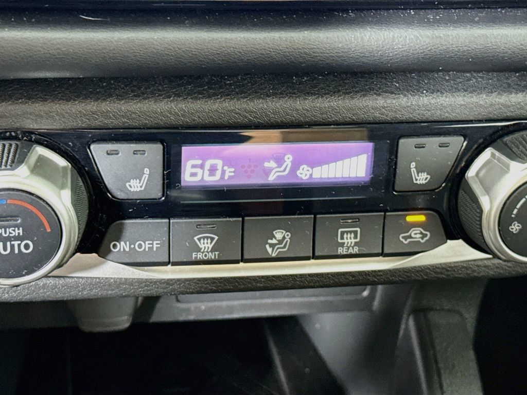 Used 2024 Nissan Versa SR w/ Trunk Package FWD image 11