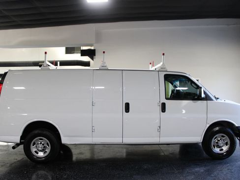 Used 2021 Chevrolet Express 2500 Extended w/ Driver Convenience Package RWD image 2