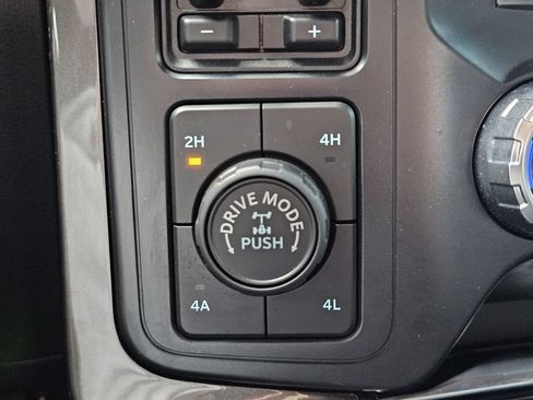 Used 2023 Ford F150 Lariat w/ Equipment Group 502A High AWD/4WD image 27