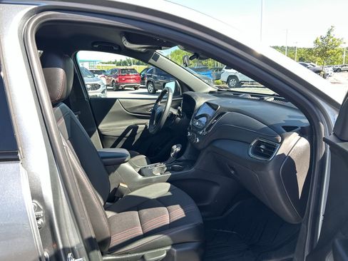 Used 2024 Chevrolet Equinox RS AWD/4WD image 14