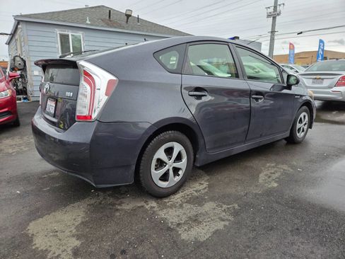 Used 2012 Toyota Prius Prius II image 4