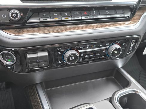 New 2026 Chevrolet Silverado 1500 LT Trail Boss w/ LT Trail Boss Premium Package AWD/4WD image 38