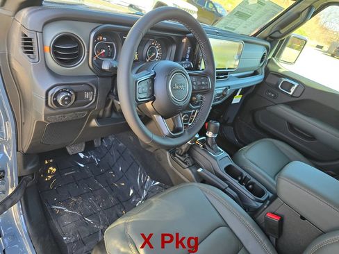 New 2026 Jeep Gladiator Mojave AWD/4WD image 21