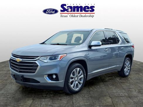 Used 2021 Chevrolet Traverse Premier w/ LPO, Floor Liner Package AWD/4WD image 7