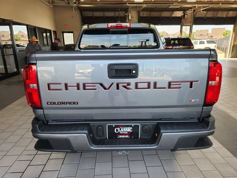 Used 2022 Chevrolet Colorado LT w/ Redline Special Edition RWD image 5