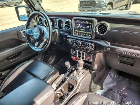 Used 2021 Jeep Wrangler Unlimited Rubicon 4xe w/ Cold Weather Group AWD/4WD image 23